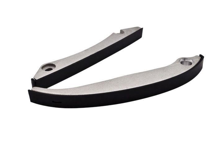 Правый наружный успокоитель цепи 2,7л. EER 